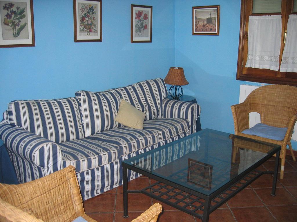 Apartamentos El Pajar Del Abuelo Peralejos de las Truchas Pokoj fotografie