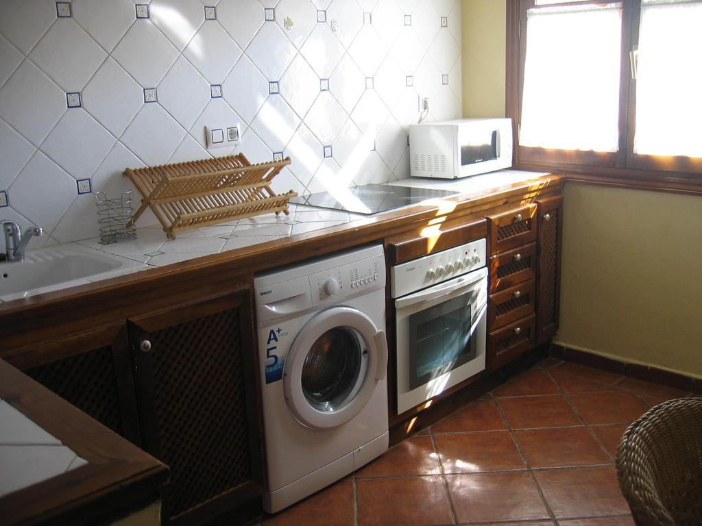 Apartamentos El Pajar Del Abuelo Peralejos de las Truchas Pokoj fotografie